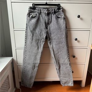 Zara Mom Fit Jeans Gray - REF. 8197/031/811/38